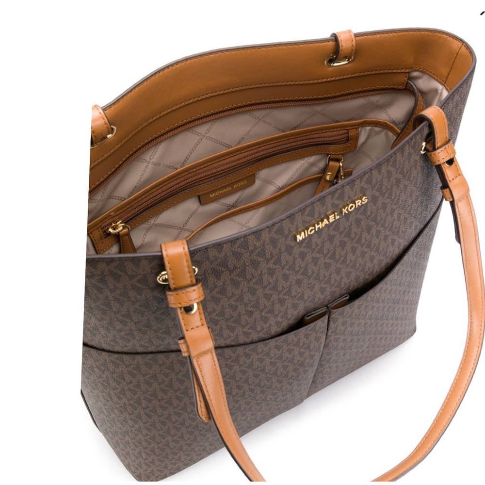 ⚠️SALE⚠️NWT Michael Kors purse. FINAL Price-Firm - Picture 4 of 16